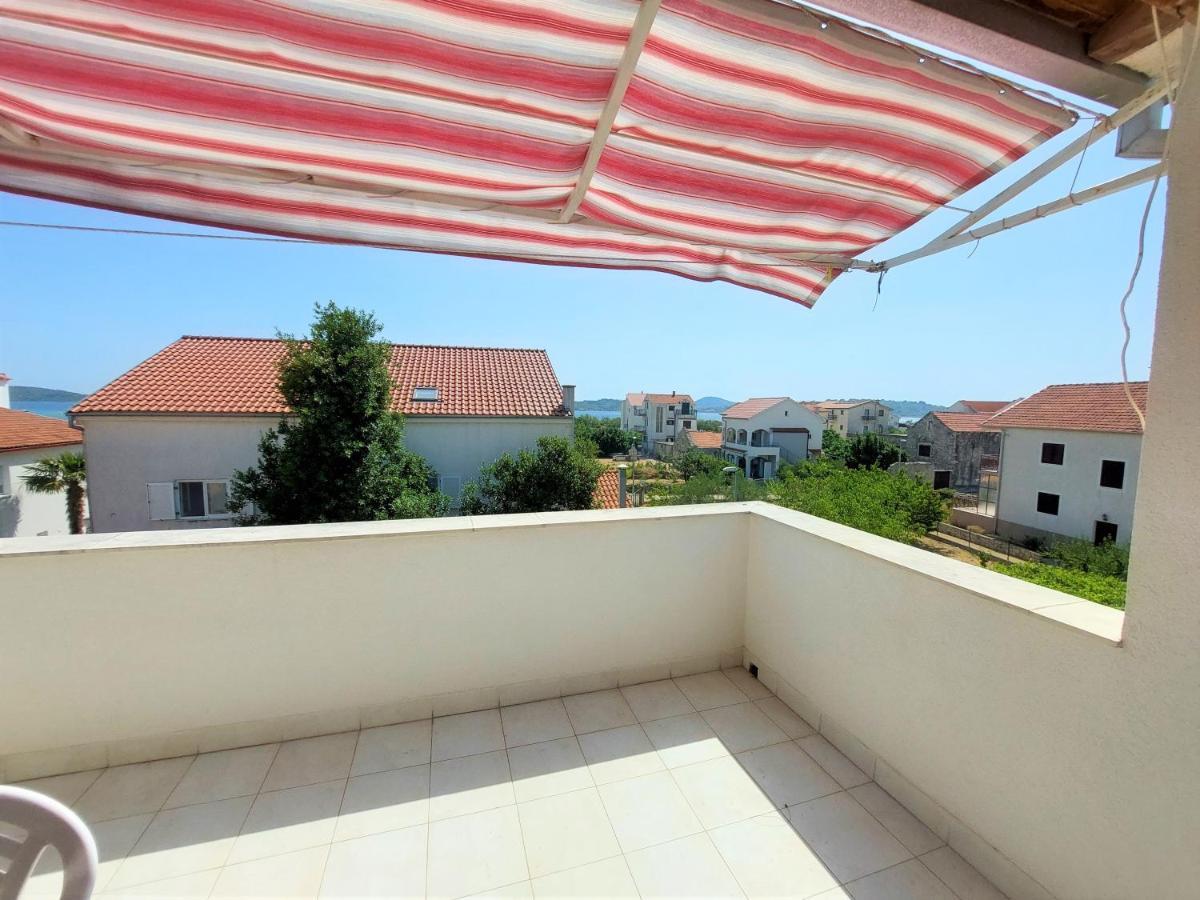 Apartments Neva & Neva Beach House Srima Exterior foto