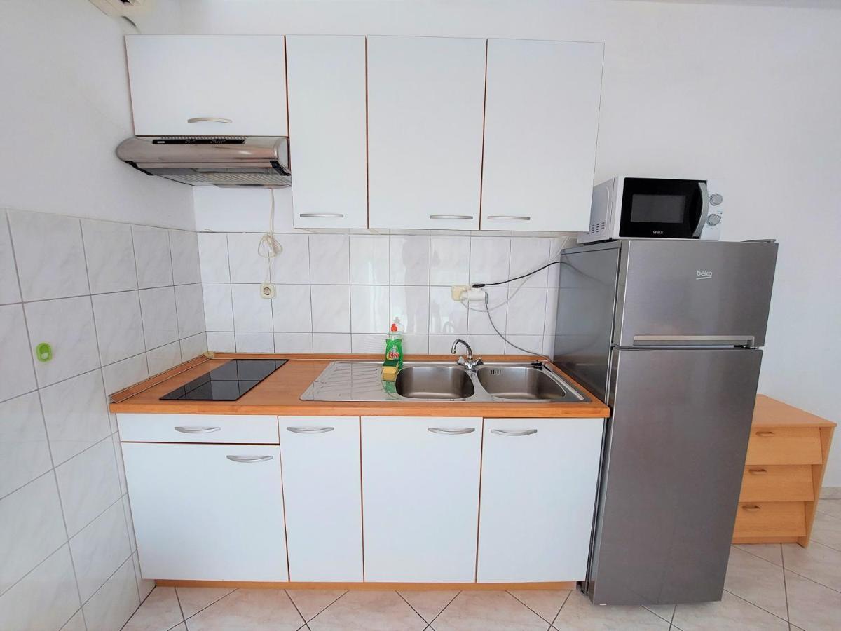 Apartments Neva & Neva Beach House Srima Exterior foto